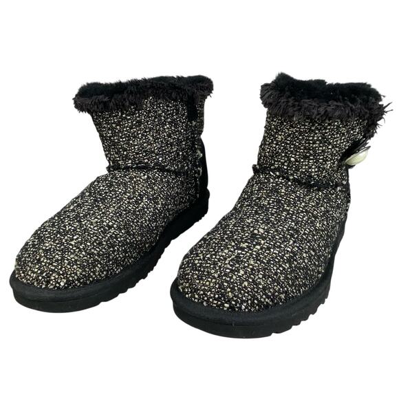 UGG Women's Bailey Button Black Pearl Button Pull On Winter Boots Size US 6 - Picture 6 of 10